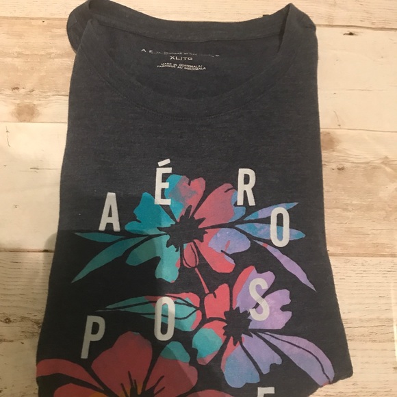 Aeropostale tropical floral t-shirt junior XL - Picture 4 of 4